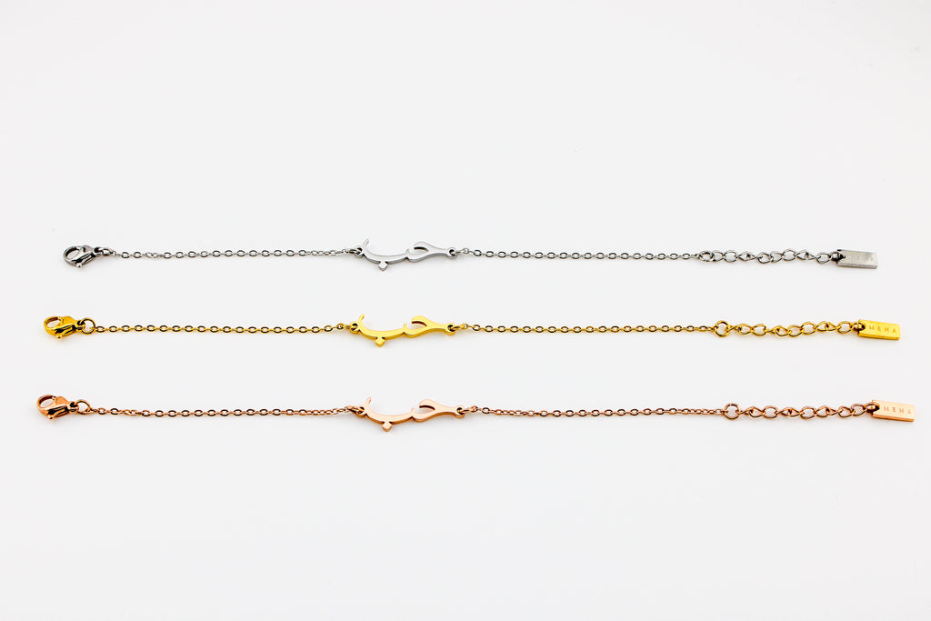 Minimal Love Bracelet