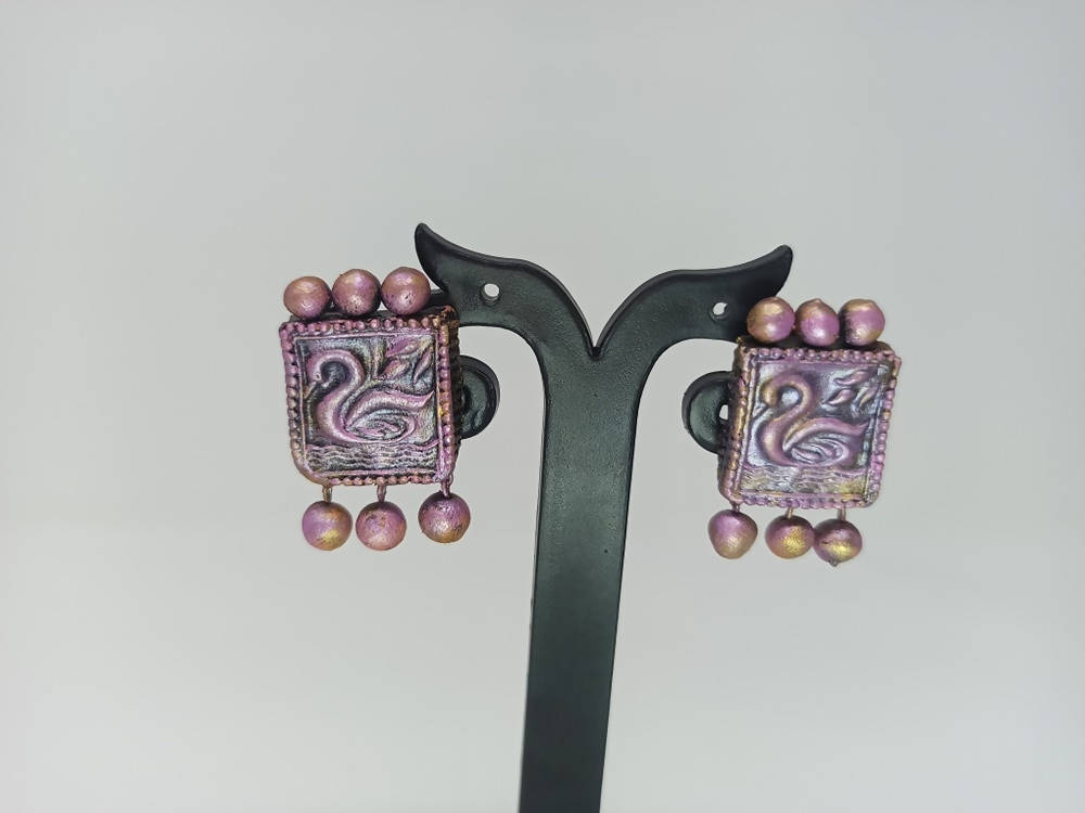 Terracotta Beautiful Swan Studs-Lavender
